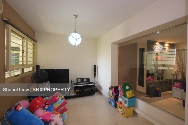 Blk 117 Edgefield Plains (Punggol), HDB Executive #206346061